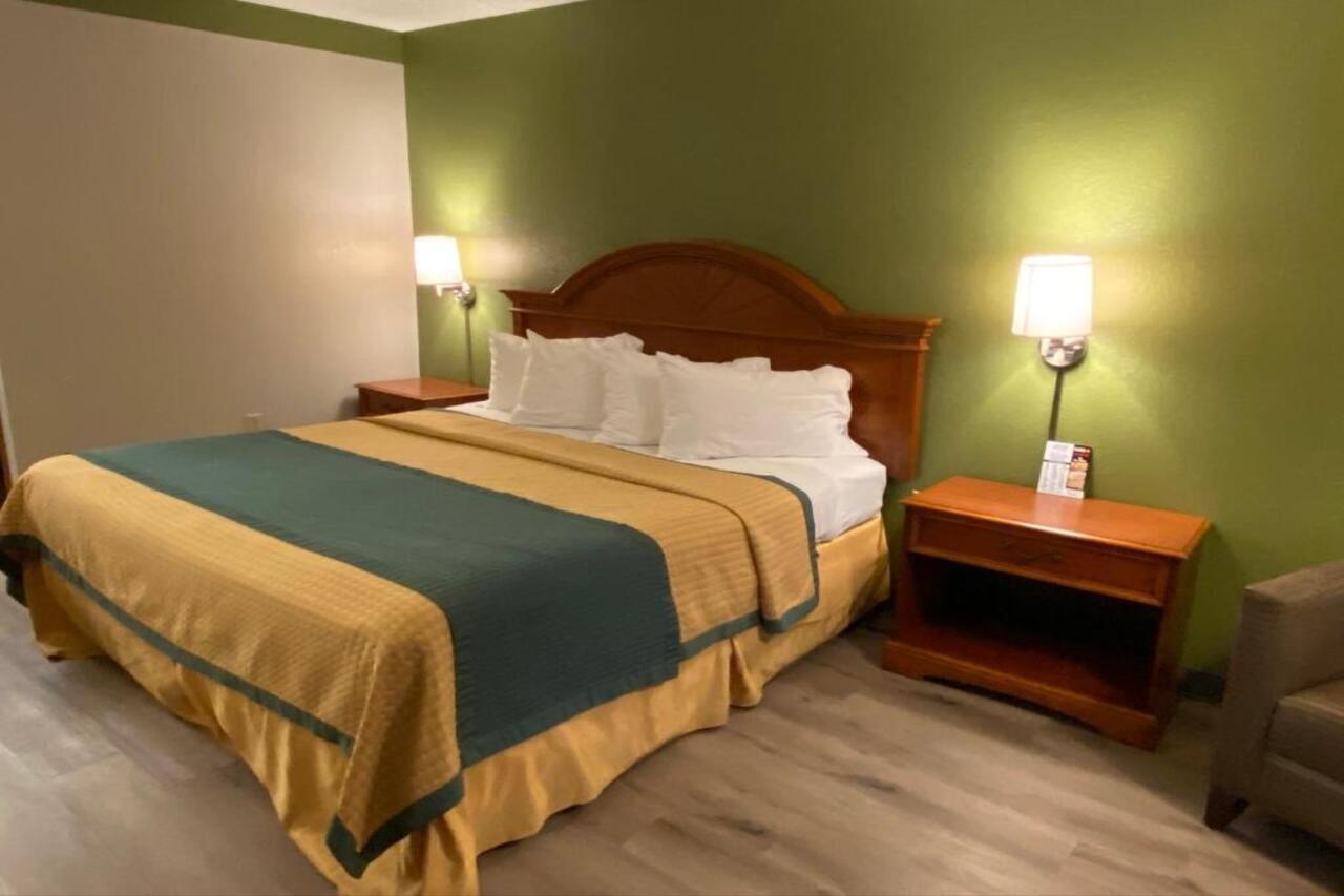 Cabarrus Inn Concord Extérieur photo