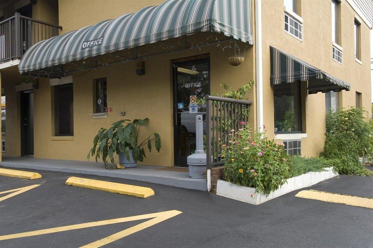 Cabarrus Inn Concord Extérieur photo