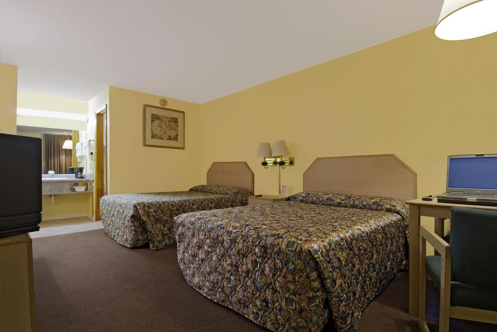Cabarrus Inn Concord Extérieur photo
